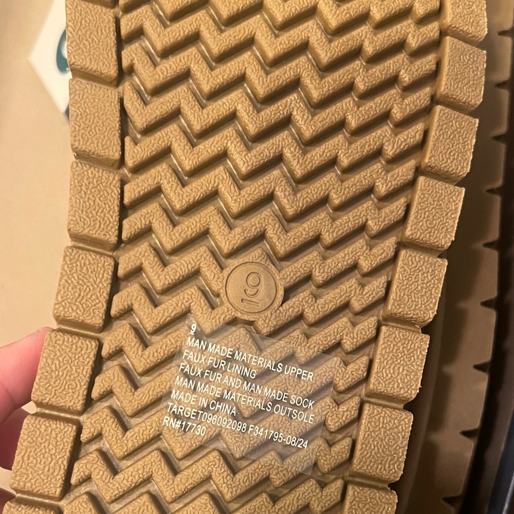 Universal Thread Light Brown Memory Foam Boots - Picture 4 of 6